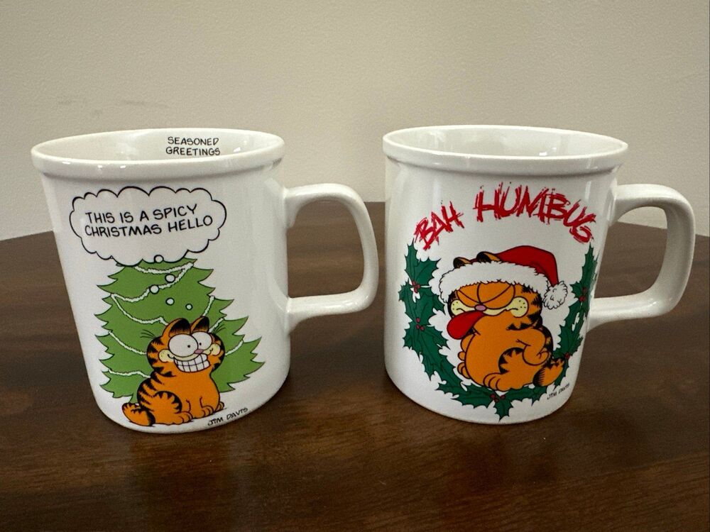 Garfield Vintage 1978 Christmas Coffee Cups 2 Mugs Jim Davis Enesco Spicy Humbug